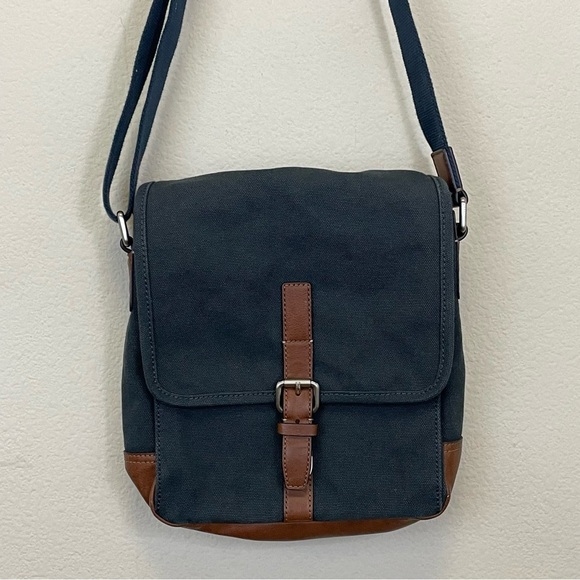 Fossil Davis‎ Canvas Small Messenger Bag - Picture 2 of 13